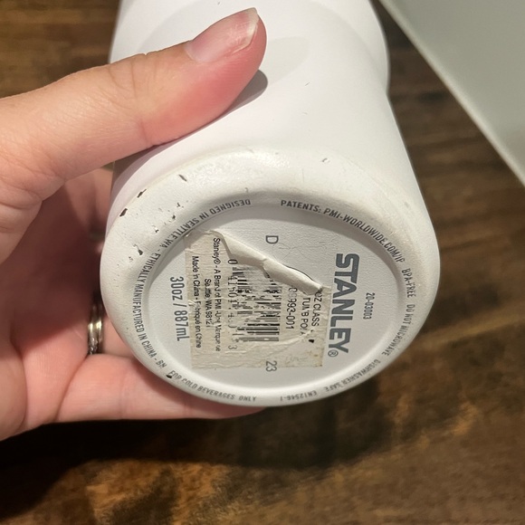 Stanley Classic White Tumbler - Picture 2 of 4